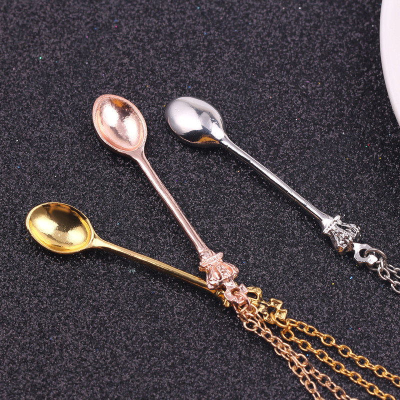Colar Vintage Alice com Pingen - Vintage Collectible Spoons avaliação e preço