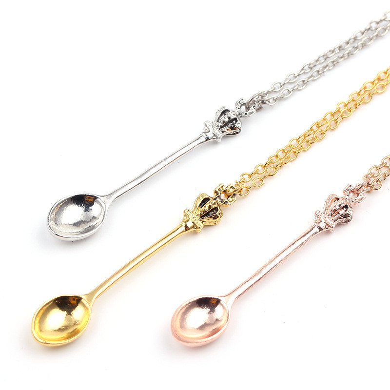 Colar Vintage Alice com Pingen - Vintage Collectible Spoons avaliação e preço